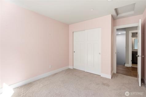 1720 182nd Place SW Lynnwood WA 98037