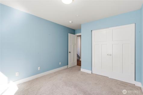 1720 182nd Place SW Lynnwood WA 98037
