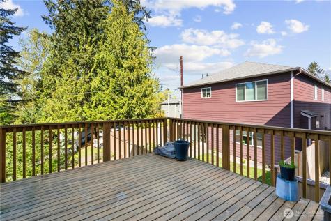 1720 182nd Place SW Lynnwood WA 98037