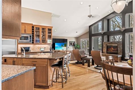 109 211th Place NE Sammamish WA 98074