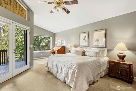 109 211th Place NE Sammamish WA 98074