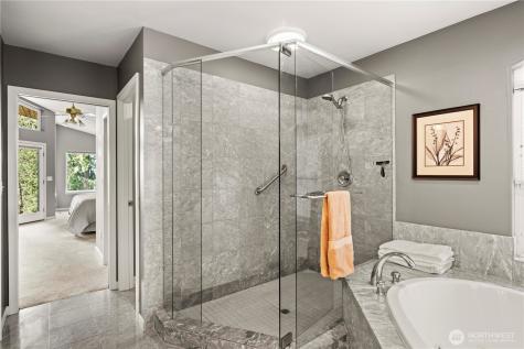 109 211th Place NE Sammamish WA 98074