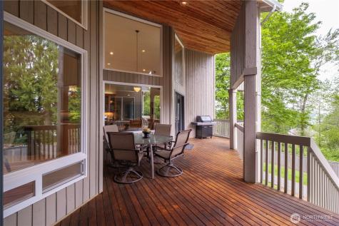 109 211th Place NE Sammamish WA 98074
