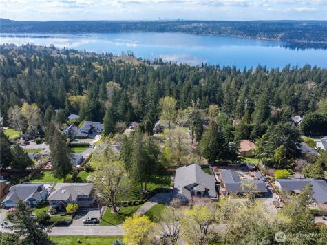 109 211th Place NE Sammamish WA 98074
