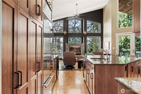 109 211th Place NE Sammamish WA 98074