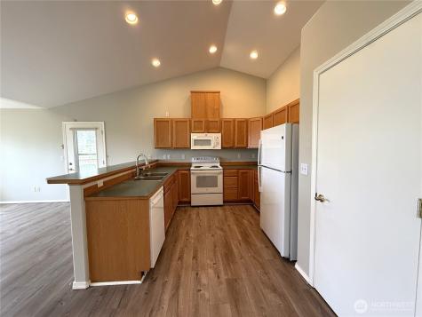 381 Dolphin Avenue NE Ocean Shores WA 98569
