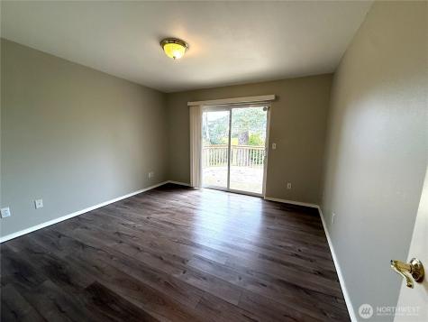 381 Dolphin Avenue NE Ocean Shores WA 98569