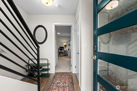 9266 50th Avenue S Seattle WA 98118