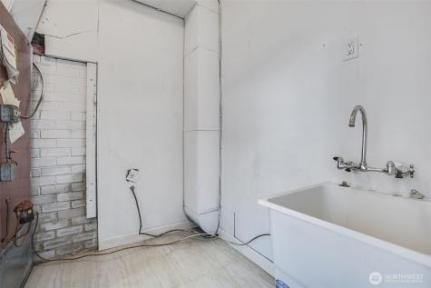 1729 S Columbian Way Seattle WA 98108