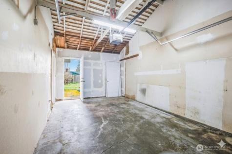 1729 S Columbian Way Seattle WA 98108