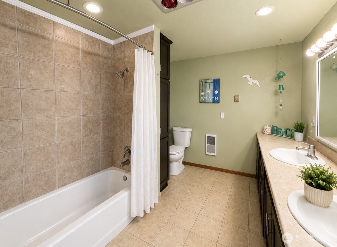 402 Juniper Street Oroville WA 98844