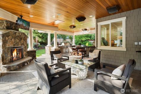 27212 SE 12th Place Sammamish WA 98075