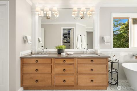 27212 SE 12th Place Sammamish WA 98075