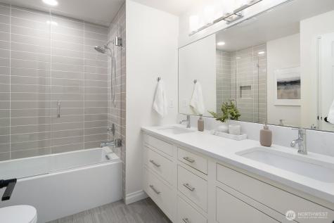 27212 SE 12th Place Sammamish WA 98075