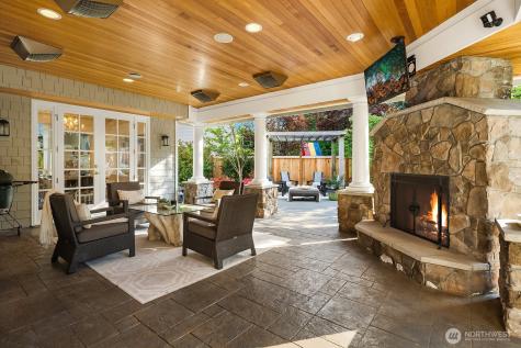 27212 SE 12th Place Sammamish WA 98075