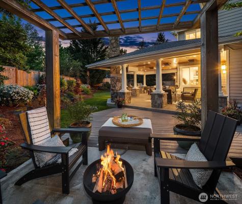 27212 SE 12th Place Sammamish WA 98075
