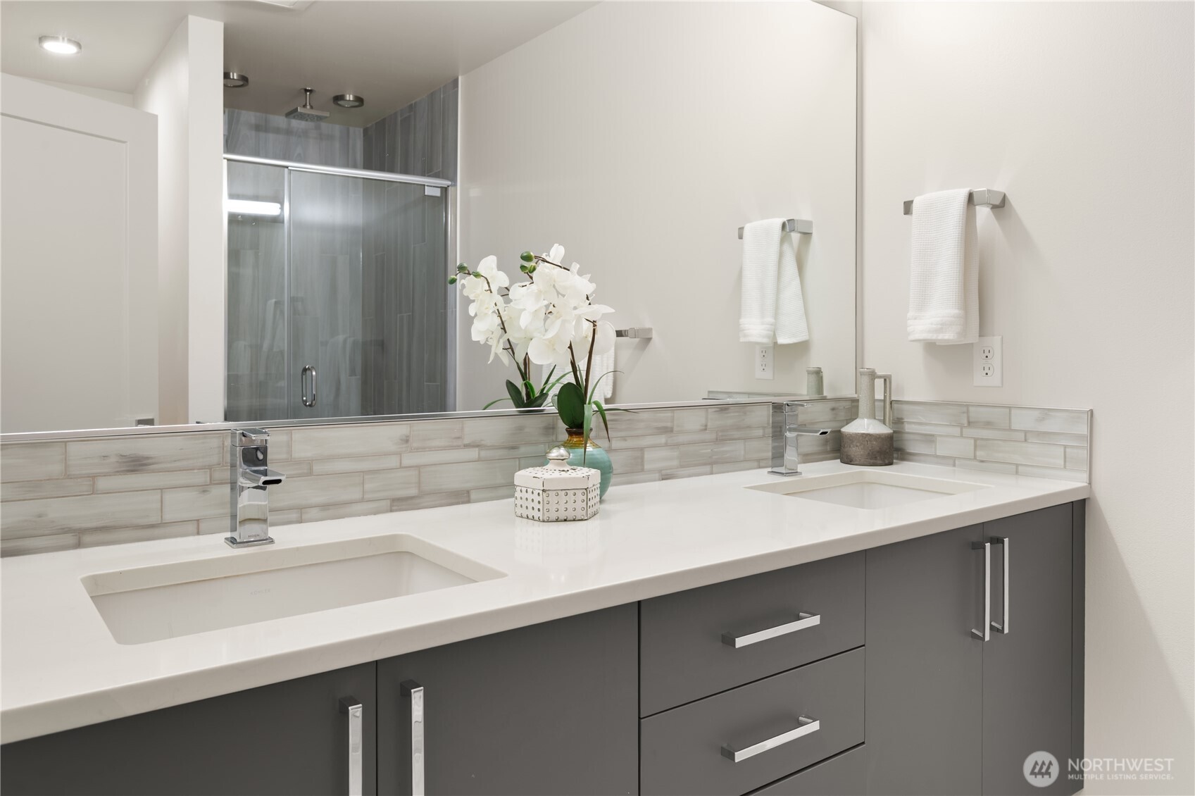 2422 NW 60th Seattle WA 98107