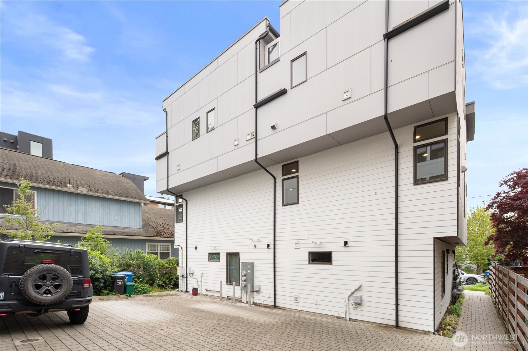 2422 NW 60th Seattle WA 98107