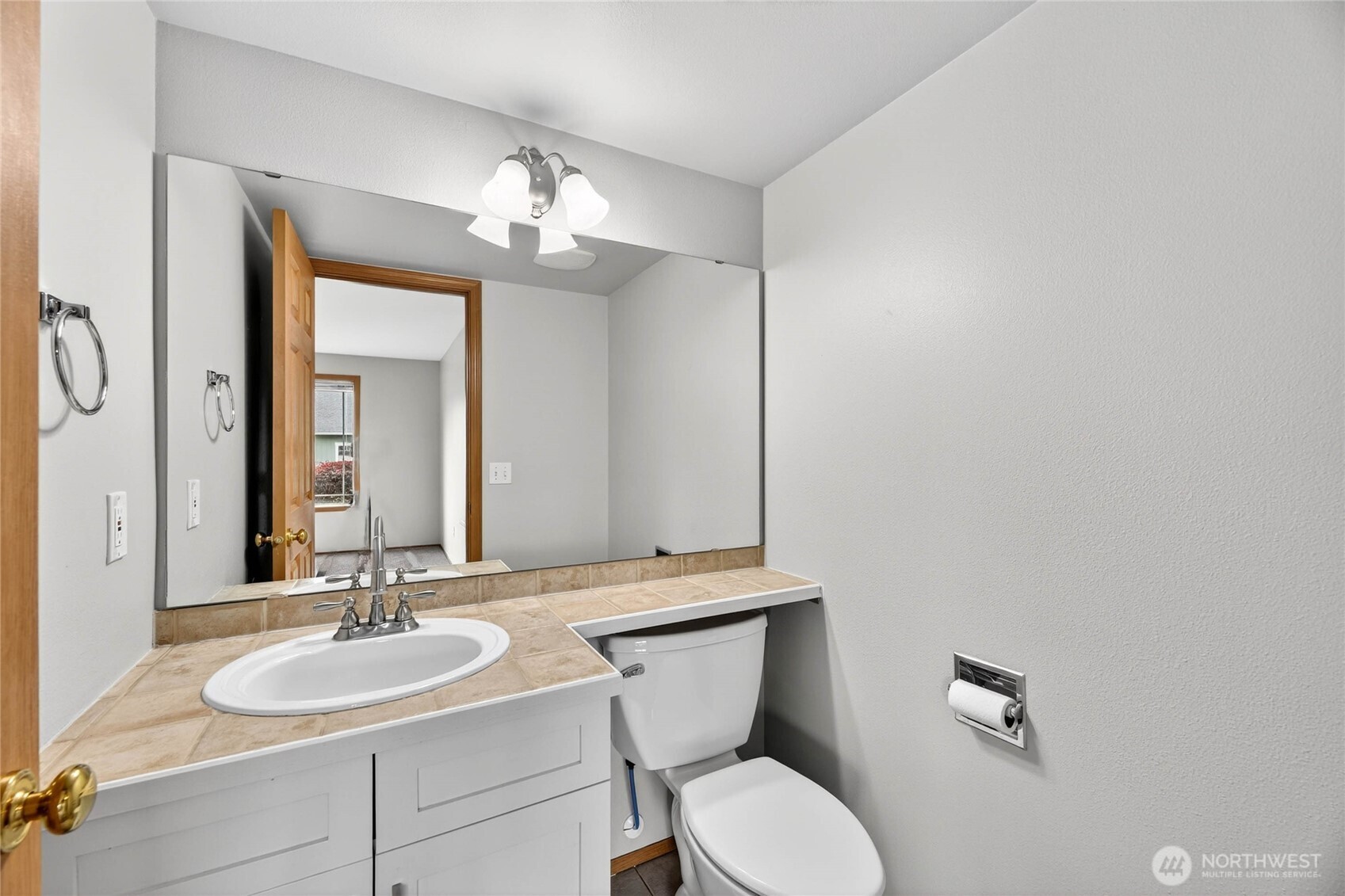 7409 Village Drive Sumner WA 98390