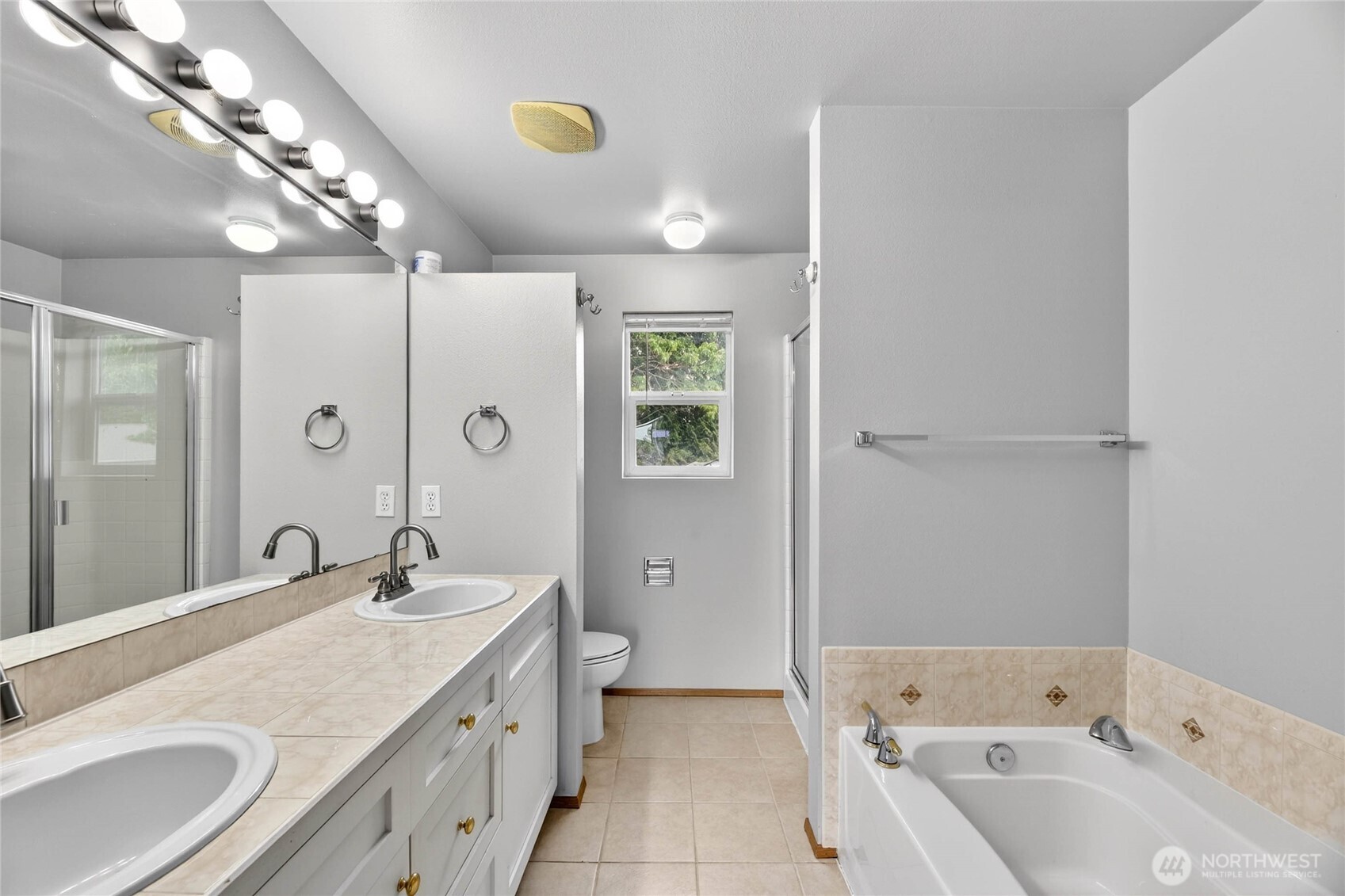 7409 Village Drive Sumner WA 98390