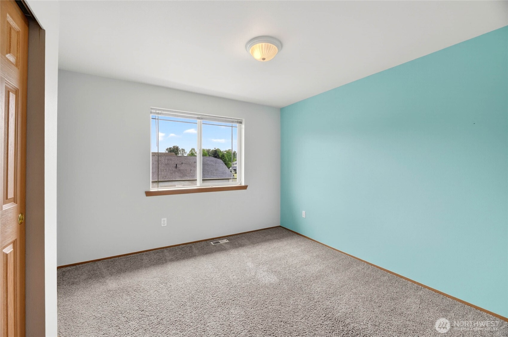 7409 Village Drive Sumner WA 98390