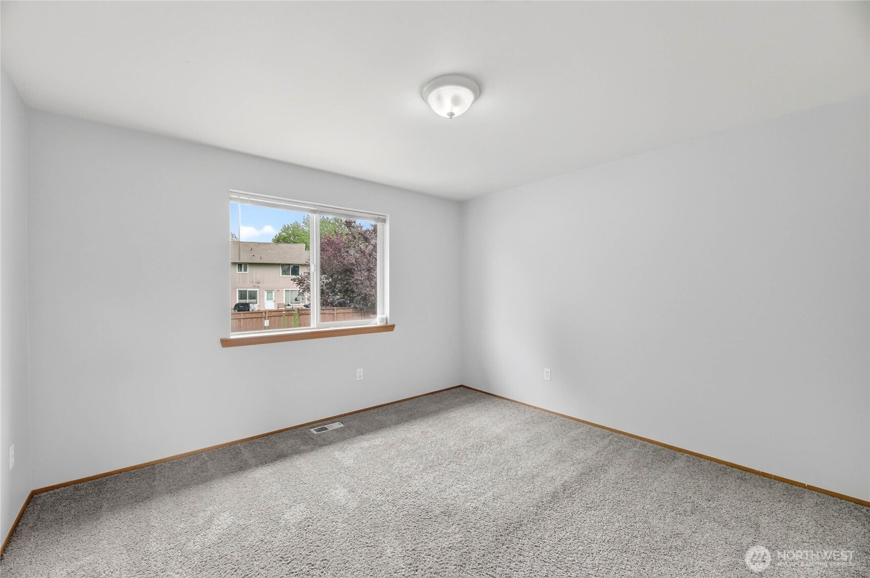 7409 Village Drive Sumner WA 98390