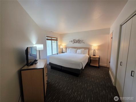 1 Lodge 609-o Manson WA 98831