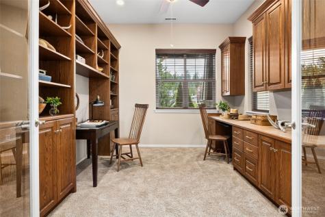 8633 Bainbridge Loop NE Lacey WA 98516