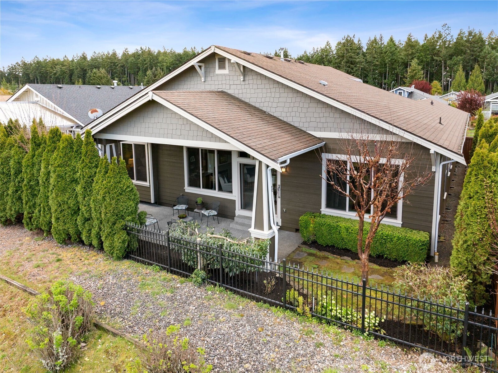 8633 Bainbridge Loop NE Lacey WA 98516