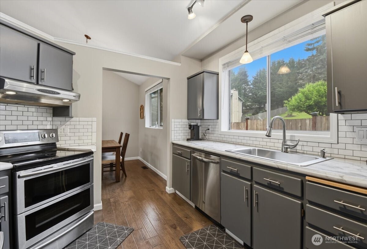 32200 Railroad Avenue Black Diamond WA 98010