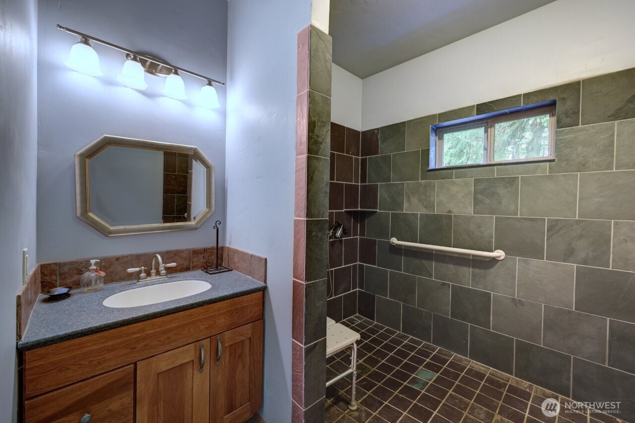 16820 Sandridge Road Long Beach WA 98640