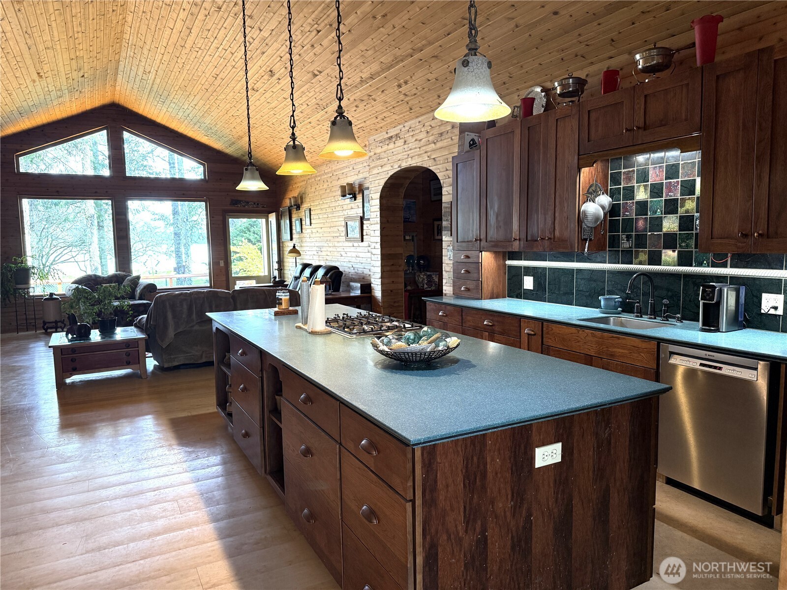 16820 Sandridge Road Long Beach WA 98640
