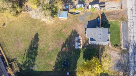 646 N Gale Place East Wenatchee WA 98802