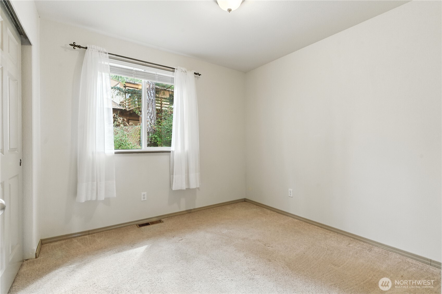 30 E Ballycastle Way Shelton WA 98584