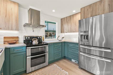 12077 75th Avenue S Seattle WA 98178