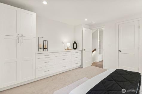 12077 75th Avenue S Seattle WA 98178