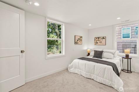 12077 75th Avenue S Seattle WA 98178