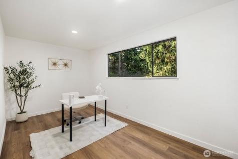 6504 137th Drive NE Lake Stevens WA 98258