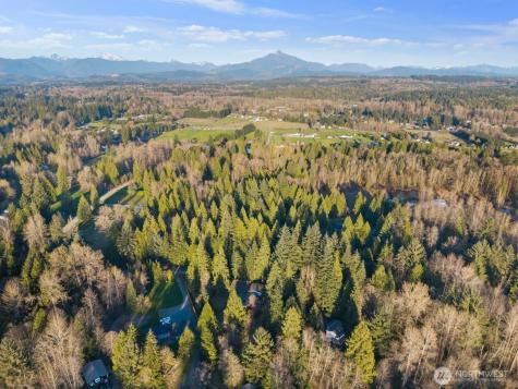 6504 137th Drive NE Lake Stevens WA 98258