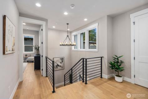 5012 114th Avenue NE Kirkland WA 98033