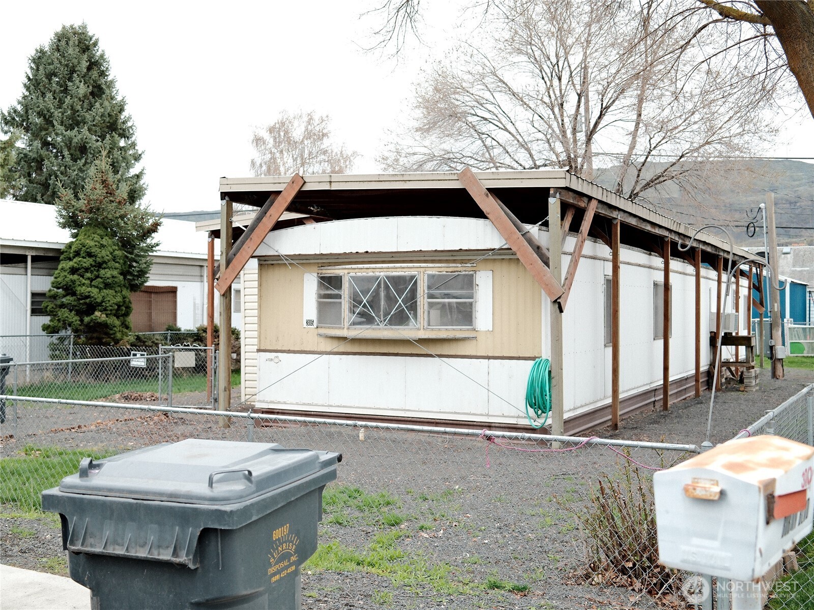 305 Burdin Boulevard Grand Coulee WA 99133