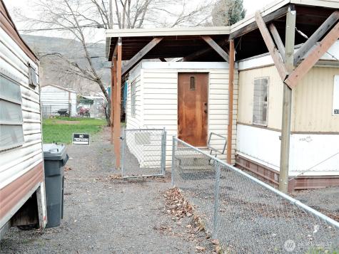 305 Burdin Boulevard Grand Coulee WA 99133