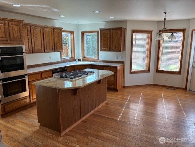 12312 9th Street E Edgewood WA 98372