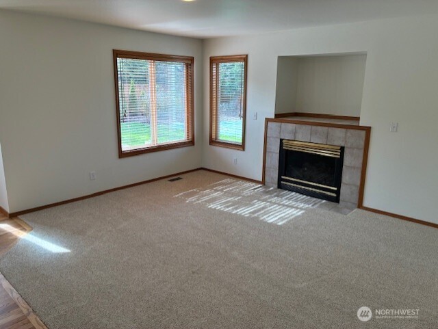 12312 9th Street E Edgewood WA 98372