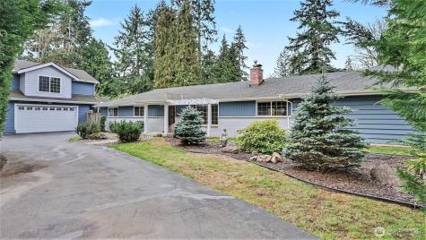 6201 Island Crest Way Mercer Island WA 98040