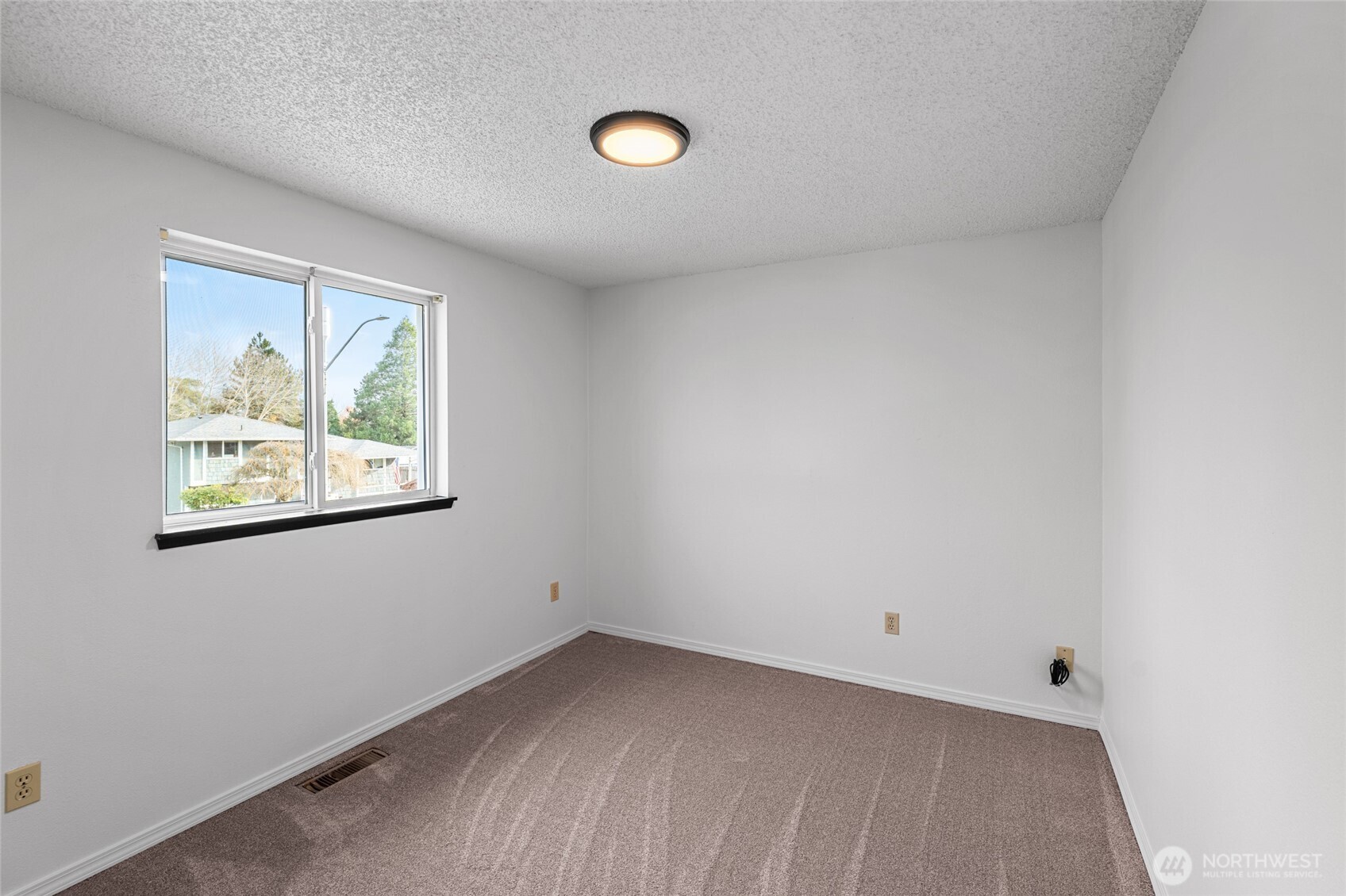 807 Wayne Drive Centralia WA 98531