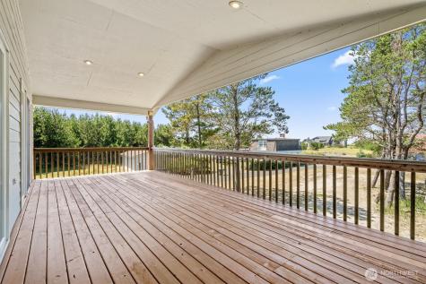 1205 116th Lane Long Beach WA 98631