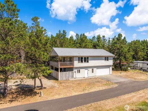 1205 116th Lane Long Beach WA 98631