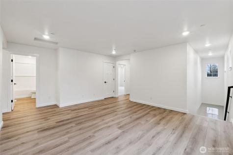 24327 13th Avenue SE Bothell WA 98021