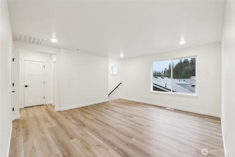 24327 13th Avenue SE Bothell WA 98021